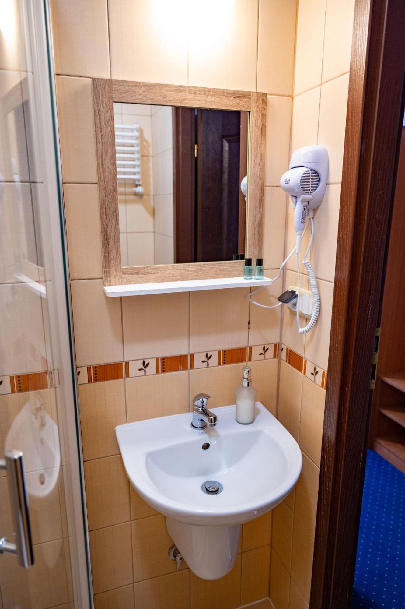 Hotel Duet Chelm Luaran gambar