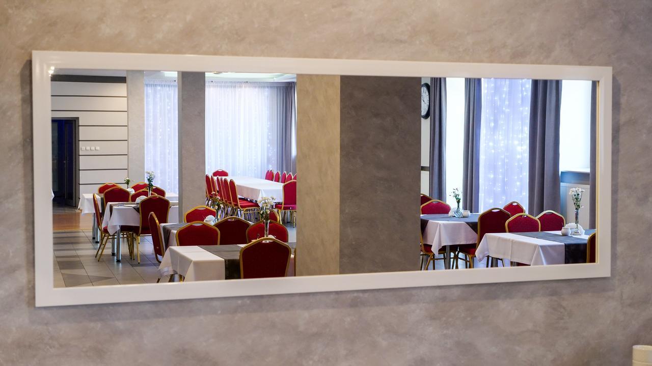 Hotel Duet Chelm Luaran gambar